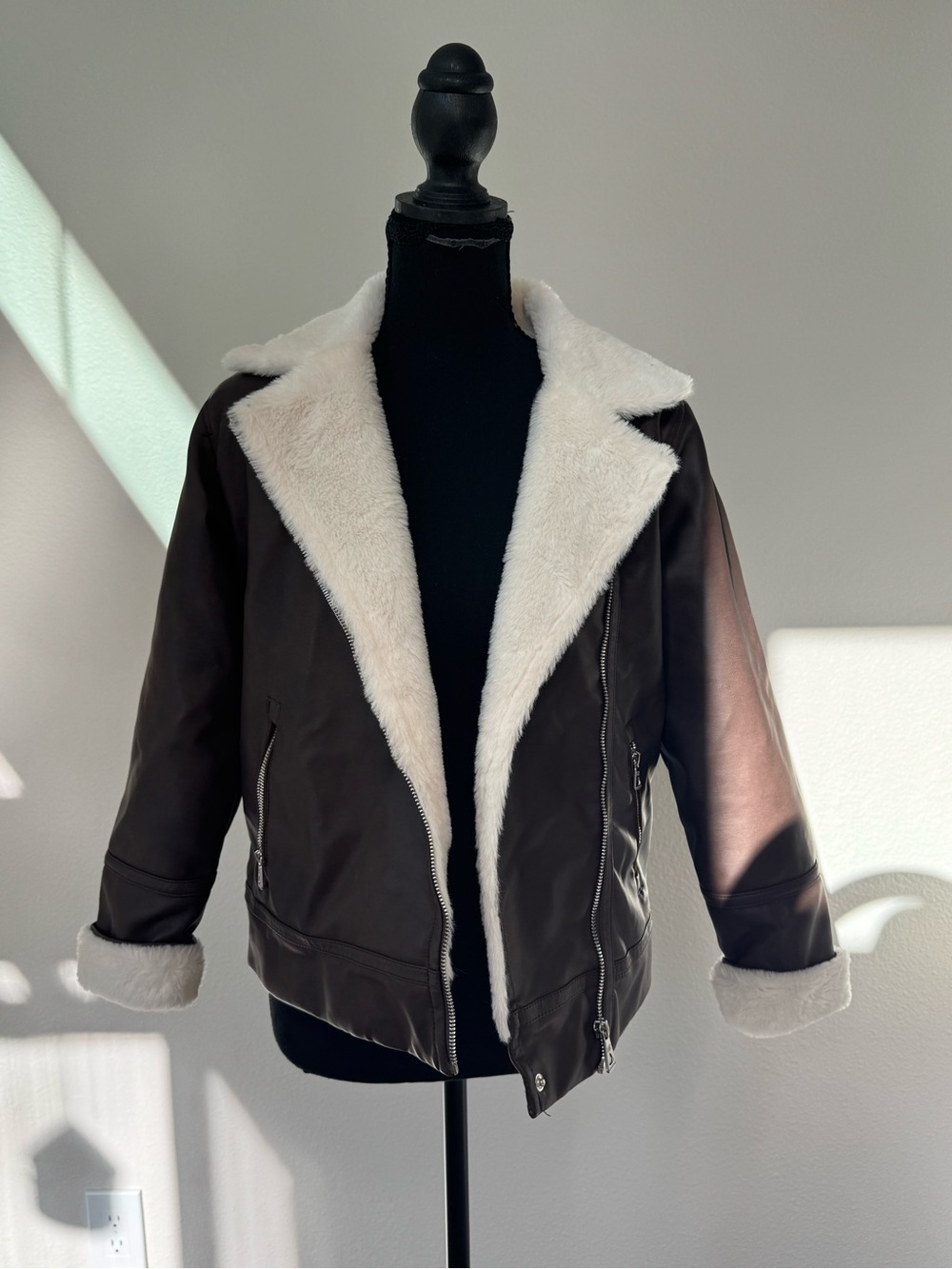 Urban Republic Brown Faux Leather Sherpa Lined Moto Jacket Size M